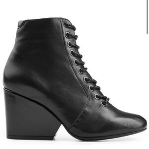 Robert Clergerie tula leather Ankle boots black 39.5 size 9 block heels